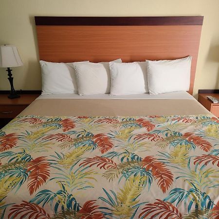 Hotel Lucia Beach Ябукоа Екстер'єр фото